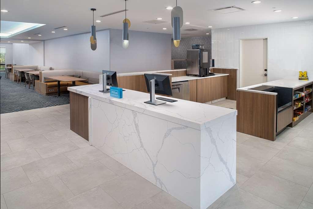 Homewood Suites By Hilton Illetas Interior foto